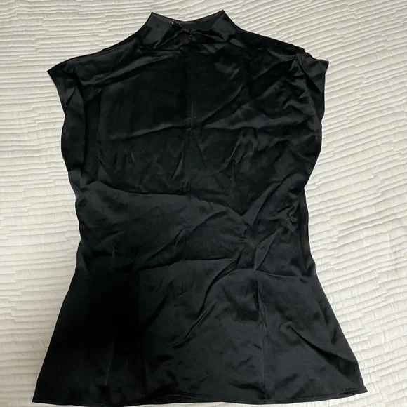 Women´s Black Fitted Waist Stand Collar Top Blouses
